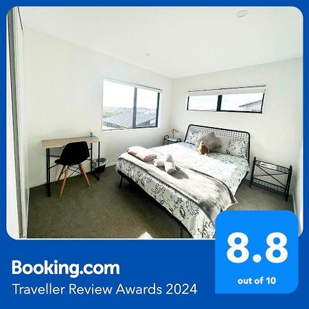 A&J Queen Bedroom-Quiet And Brand New With Reserve View Auckland Buitenkant foto